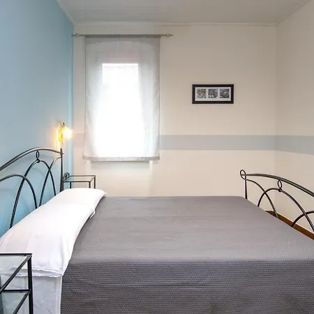 아파트 Acqua 페스키에라델가르다